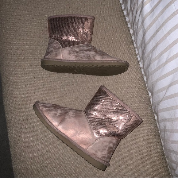 Girls Children’s Place Sparkly Boot - Picture 8 of 8